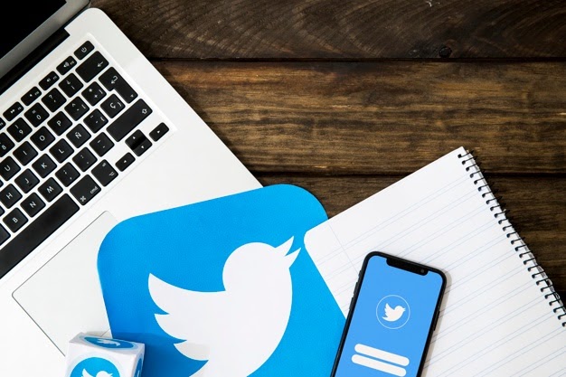 twitter competitor analysis